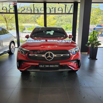 Xe Mercedes Benz GLC 300 4Matic 2026