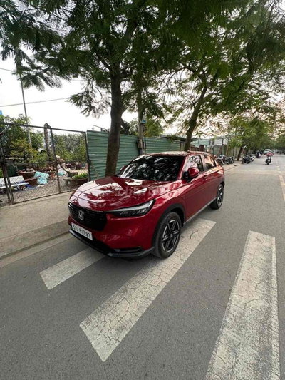 Honda HRV 2024 Bản G Đỏ 16000km