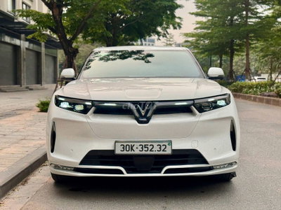 VinFast VF9 Plus 2025 - 28000km