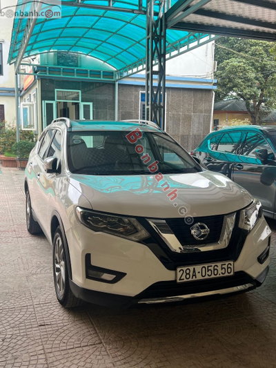 Xe Nissan X trail 2.5 SV 4WD 2017