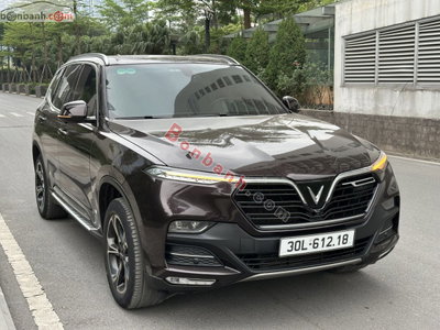 Xe VinFast Lux SA 2.0 Base 2.0 AT 2021