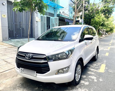 Bán Toyota INNOVA 2.0E 2019 xe nhà ít đi còn Zin