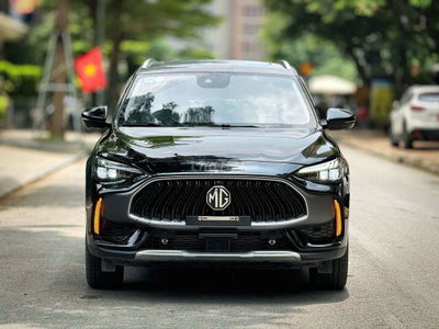 MG HS 2024 1.5T Luxury Sport Đen 1 vạn km