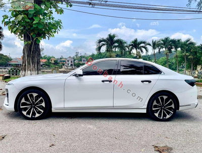 Xe VinFast Lux A 2.0 2022