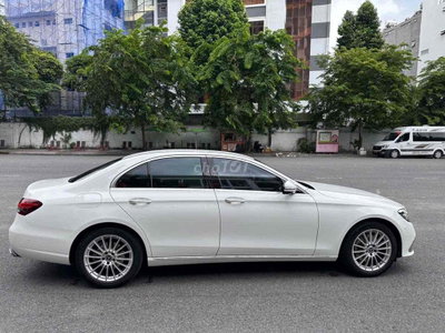 Mercedes-Benz E200 V1 2022 Trắng 49000 km