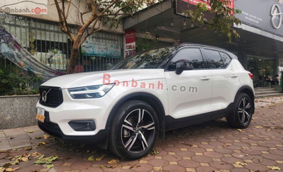 Xe Volvo XC40 T5 AWD R-Design 2021
