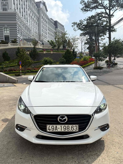 Mazda 3 2018 Trắng 60.000 km
