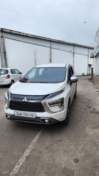 Mitsubishi Xpander Pre 2023 Trắng 9200 km