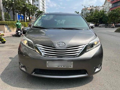Toyota Sienna Limited 3.5 2015