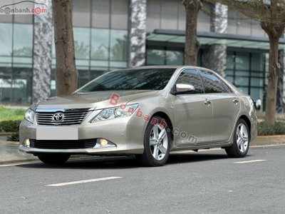 Xe Toyota Camry 2.5Q 2014