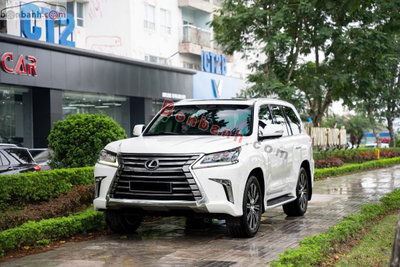 Xe Lexus LX 570 2019