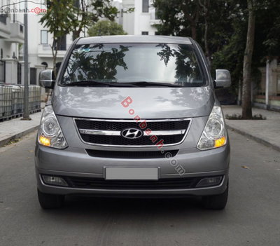 Xe Hyundai Grand Starex 2.5 MT 2013