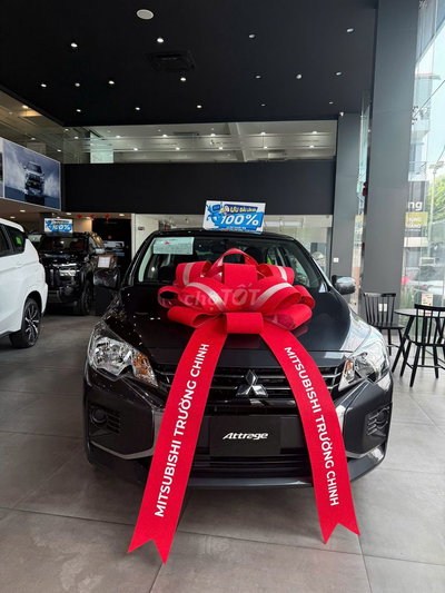 Bán xe Mitsubishi Attrage MT Xám- số sàn mới 100%