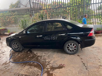 Ford Focus Đen 5 chỗ