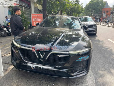 Xe VinFast Lux A 2.0 Tiêu chuẩn 2022