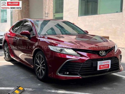 Toyota Camry 2022 2.5 Đỏ 36.000 km