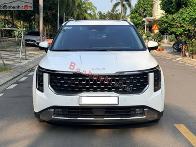 Xe Kia Carnival Signature 2.2D 2025