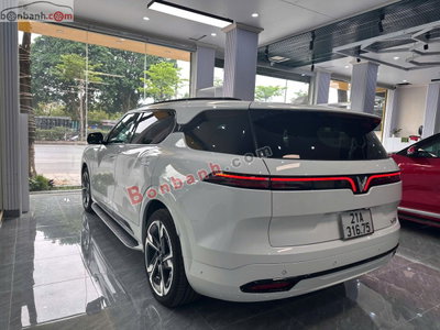 Xe VinFast VF9 Plus 7S 2025