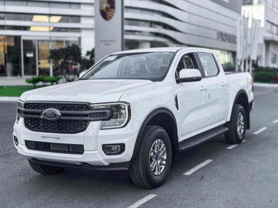 Ford Ranger XLS 2025 1 cầu Trắng lướt 10km