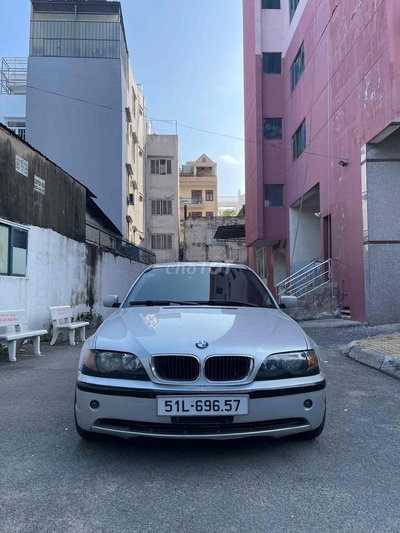 BMW 318i 2003 Bạc
