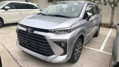 Toyota Avanza số sàn-Giá lăn bánh rẽ hơn giá bán