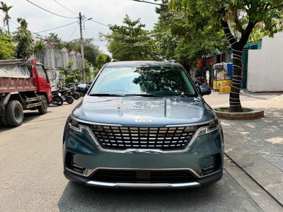 Kia Carnival Signature Model 2023 Xanh