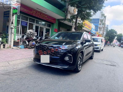 Xe Hyundai Custin Cao Cấp 2.0T 2023