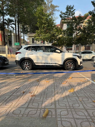 Kia Seltos Trắng 5.488 km đk 13/12/2022 Cực Lướt