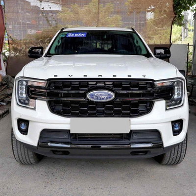 Ford Everest Sport 2024 Trắng 58.000 km