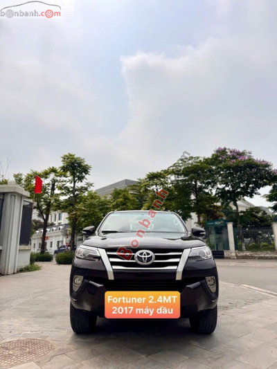 Xe Toyota Fortuner 2.4G 4x2 MT 2017