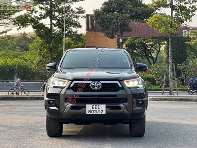 Xe Toyota Hilux 2.4L 4x2 AT 2021