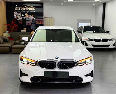 BMW 330i Sportline 2019 Trắng 40.000km