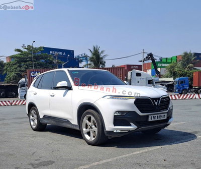 Xe VinFast Lux SA 2.0 Base 2.0 AT 2019