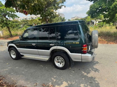 Mitsubishi Pajero GLX V6 Xanh