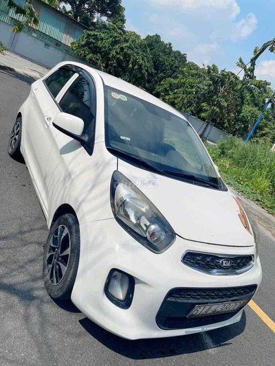 Kia Morning 2018 xe gia đình can bán xe zin hết
