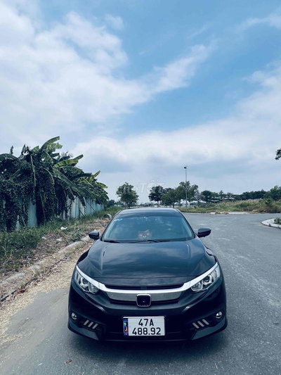 Honda Civic 1.8E 2017 71.971 km Đen