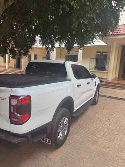 Ford Ranger XLT Số tự động 2 cầu 4x4 sx 2023