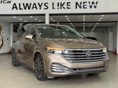 VOLKSWAGEN VILORAN LUXURY SX 2024 BIỂN HCM 1 CHỦ