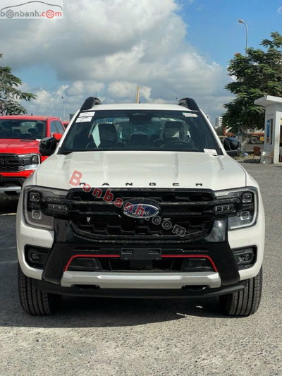 Xe Ford Ranger Stormtrak 2.0L 4x4 AT 2026