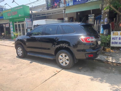Ford Everest Ambiente 2019 Đen