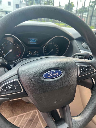 Ford Focus 1.5L Ecoboost Xám