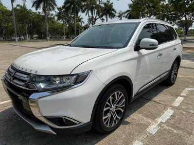 Mitsubishi Outlander 2.0 Trắng sản xuất 2019