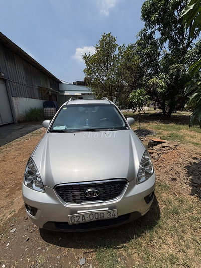 Kia Caren 2012 Bạc 77.000 km