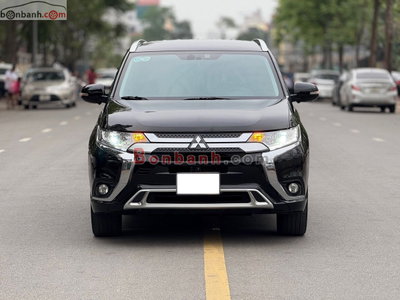 Xe Mitsubishi Outlander 2.0 CVT 2022