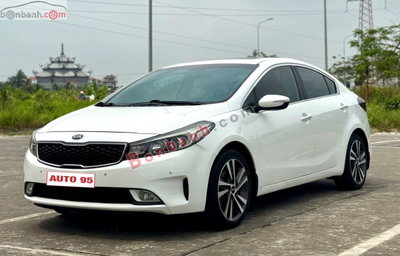 Xe Kia Cerato 1.6 AT 2018