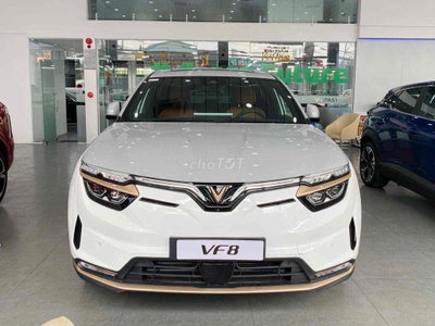 Xe điện Vinfast VF8 Plus 2025 Trắng