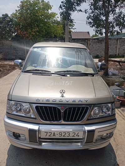 Mitsubishi Jolie Vàng cát 7 chỗ
