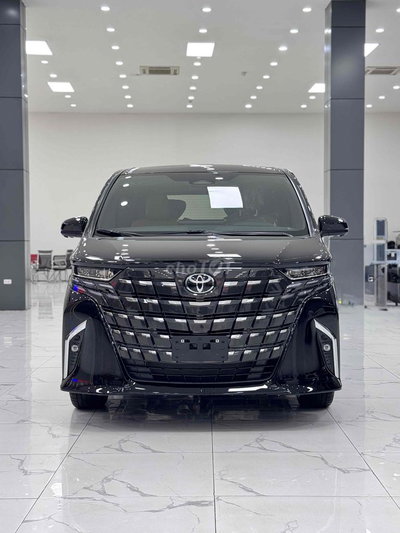 Toyota Alphard HEV 2026 Giao Ngay