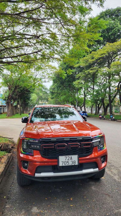 Ford Everest Titanium 2023 85.000 km Cam
