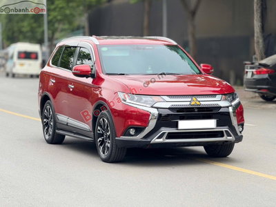Xe Mitsubishi Outlander Premium 2.0 CVT 2021